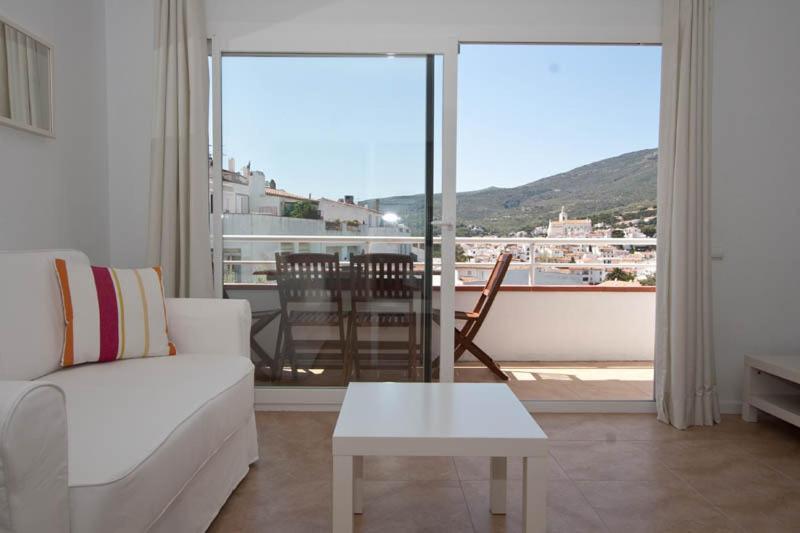 Aparthotel L'Heretat Cadaques Room photo