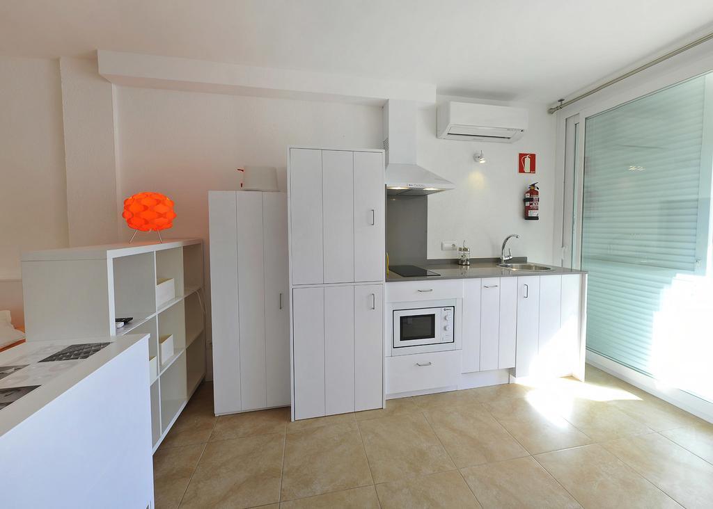 Aparthotel L'Heretat Cadaques Exterior photo